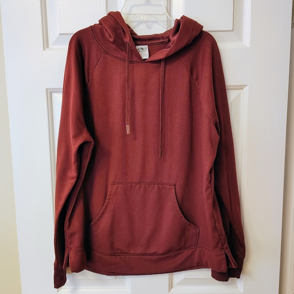 *5 for $20* Maroon hoodie - Picture 2 of 10